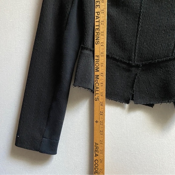 A Moveable Feast Aritzia zip up cropped blazer jacket Sz 4 - Picture 11 of 11